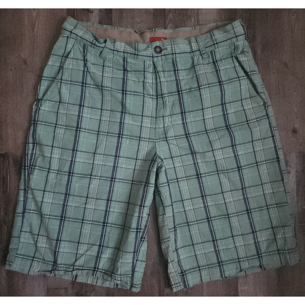 IZOD Plaid Shorts Mens 33 Green Navy Blue Flat Front Cotton Casual Golf Preppy